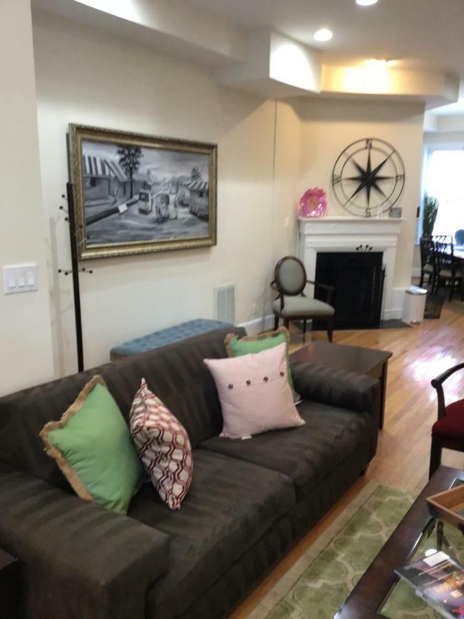 Convention Center/Logan Circle Large Cozy House. Villa Washington Bagian luar foto